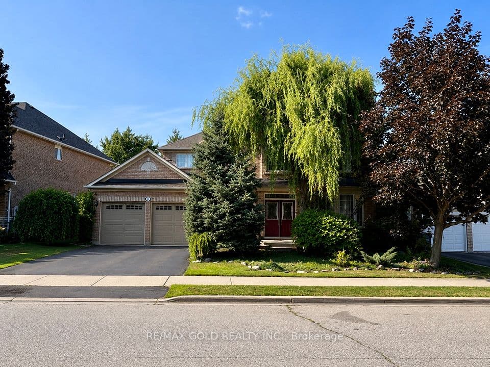 40 Maldives Crescent, Brampton, ON L6P 1L3 – main photo