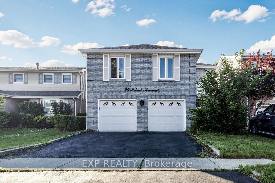 29 Mikado Crescent N, Brampton, ON L6S 3R4 – main photo