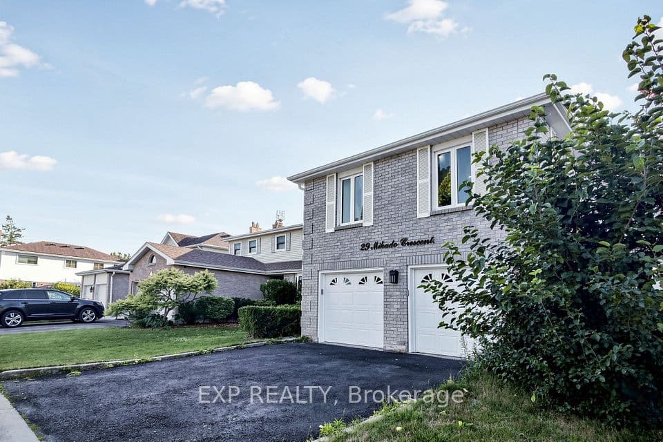 29 Mikado Crescent N, Brampton, ON L6S 3R4 – photo 3