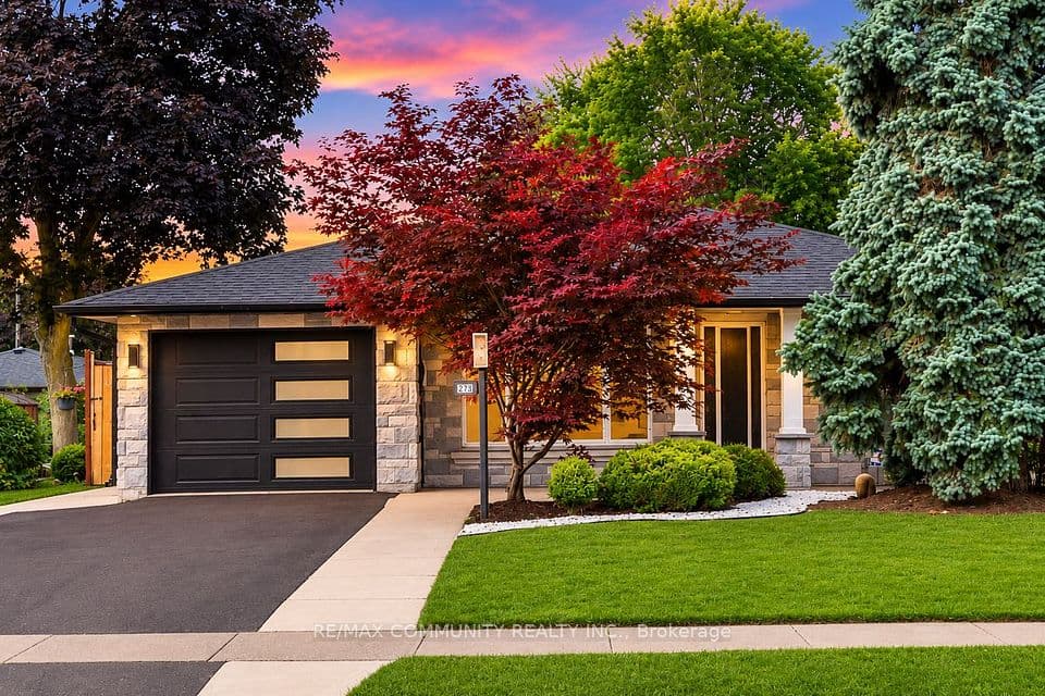 273 Bartley Bull Parkway, Brampton, ON L6W 2L2 – main photo