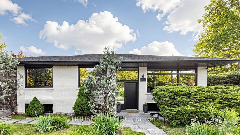 6 Koos Road, Toronto, ON M9C 1W3 – photo 2