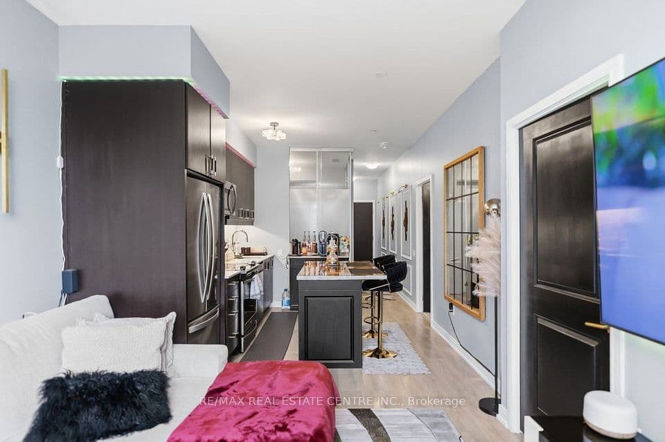 8 Nahani Way 304 Way, Mississauga, ON L4Z 4J8 – photo 2