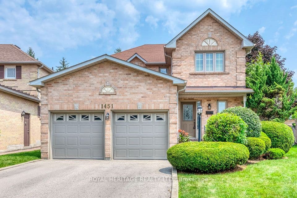 1451 Ravensmoor Crescent, Mississauga, ON L5M 3L4 – main photo