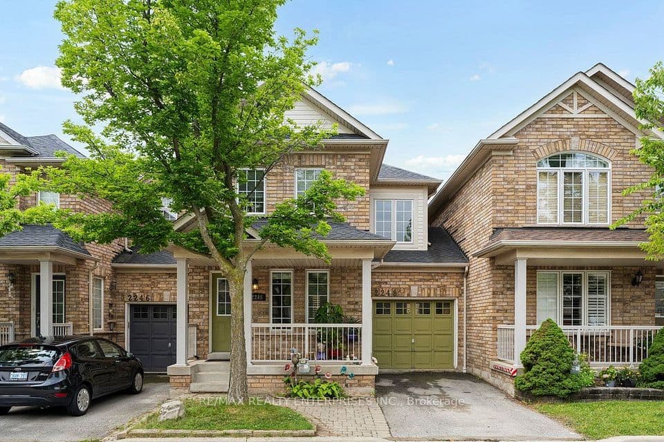 2248 Seton Crescent, Burlington, ON L7L 6Y4 – main photo
