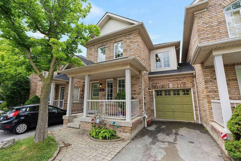 2248 Seton Crescent, Burlington, ON L7L 6Y4 – photo 2