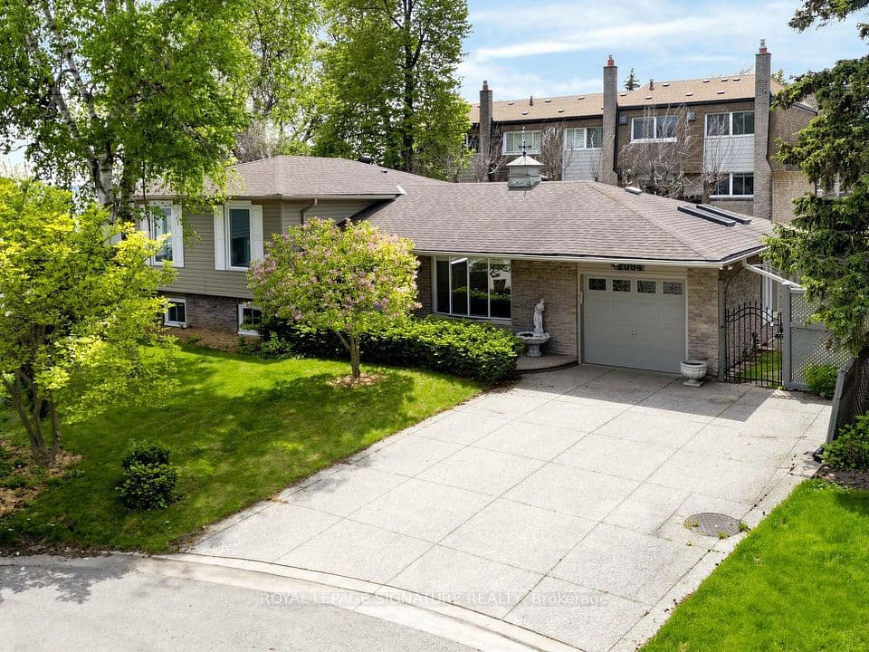 2094 Water's Edge Drive, Oakville, ON L6L 1A4 – main photo