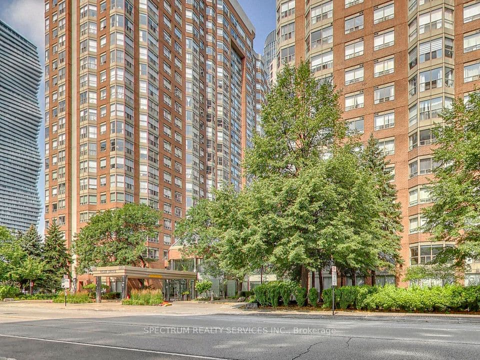 325 Webb Drive 1603E, Mississauga, ON L5B 4A1 – photo 3