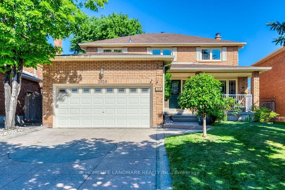 2935 Kingsway Drive, Oakville, ON L6J 6R8 – main photo