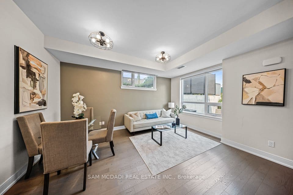 670 Atwater Avenue 1, Mississauga, ON L5G 0B6 – main photo