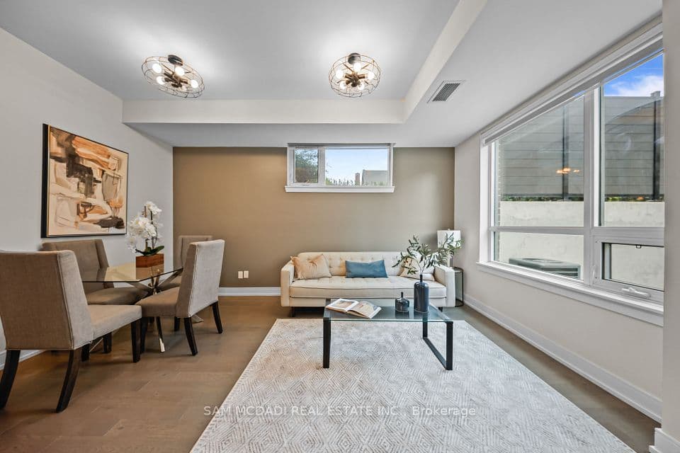 670 Atwater Avenue 1, Mississauga, ON L5G 0B6 – photo 2