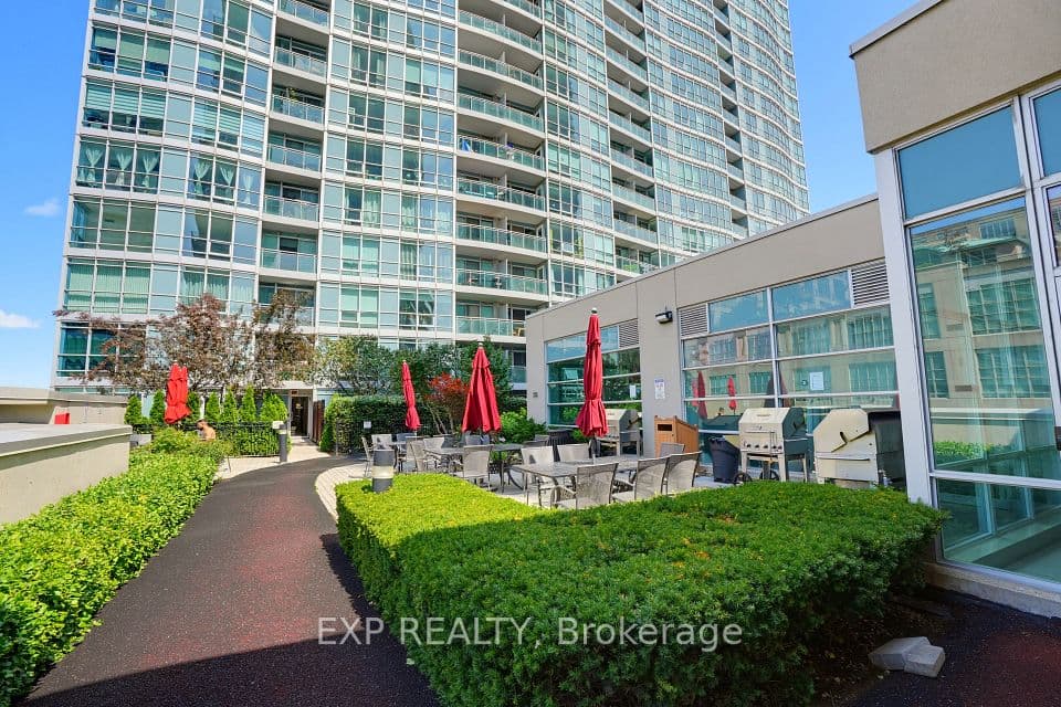 155 Legion Road N 813, Toronto, ON M8Y 0A7 – photo 2