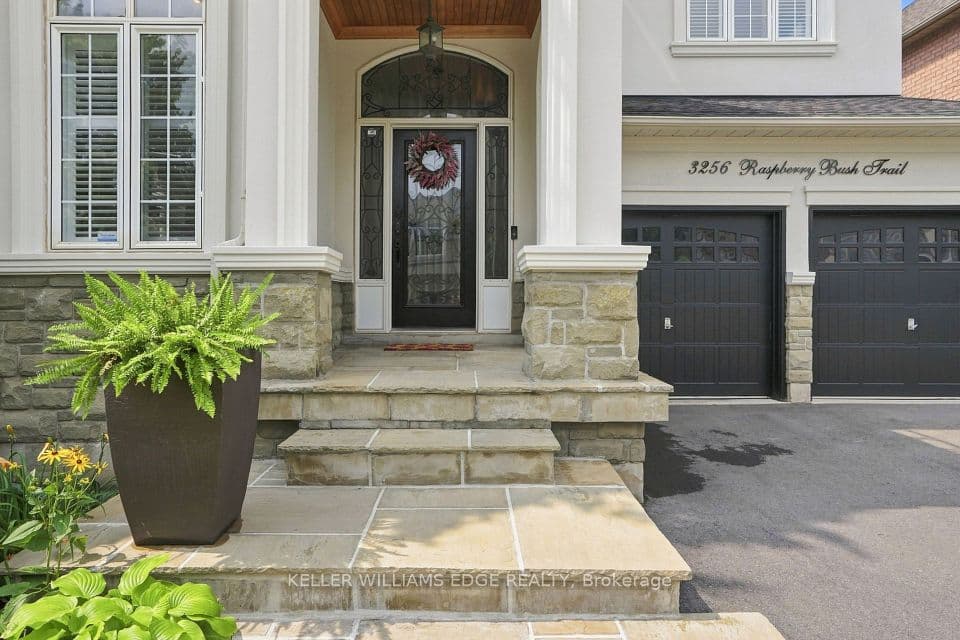 3256 Raspberry Bush Trail, Oakville, ON L6L 6V6 – photo 3
