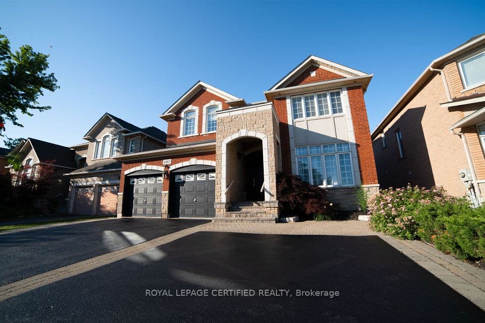 2367 Eighth Line, Oakville, ON L6H 7L7 – photo 2