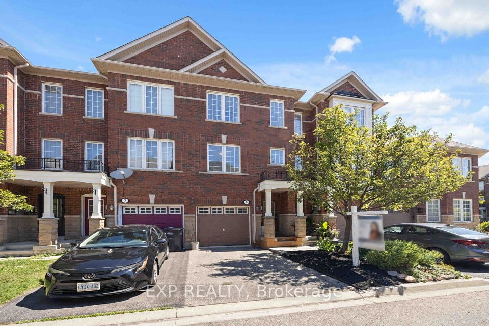 5 Garden Park Lane, Brampton, ON L6X 0H1 – photo 2