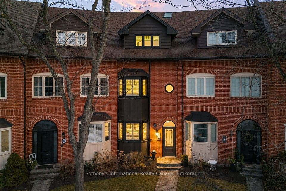 10 Southwind Terrace, Oakville, ON L6L 6K5 – photo 2