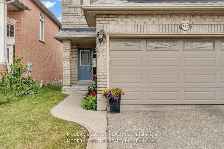 552 Wildgrass Road, Mississauga, ON L5B 4H7 – photo 3