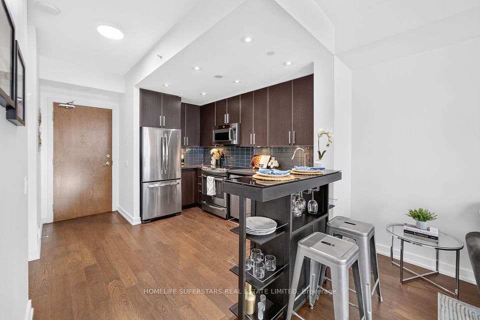 2212 Lake Shore Boulevard W 4107, Toronto, ON M8V 0C2 – photo 3