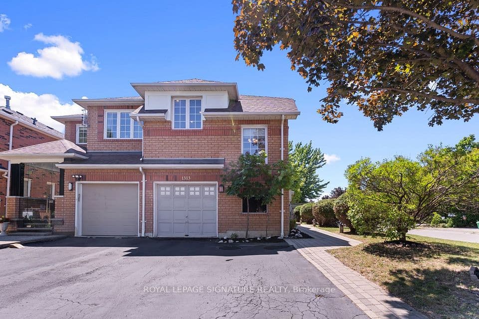 1313 Inuit Trail, Mississauga, ON L5N 7R4 – photo 3