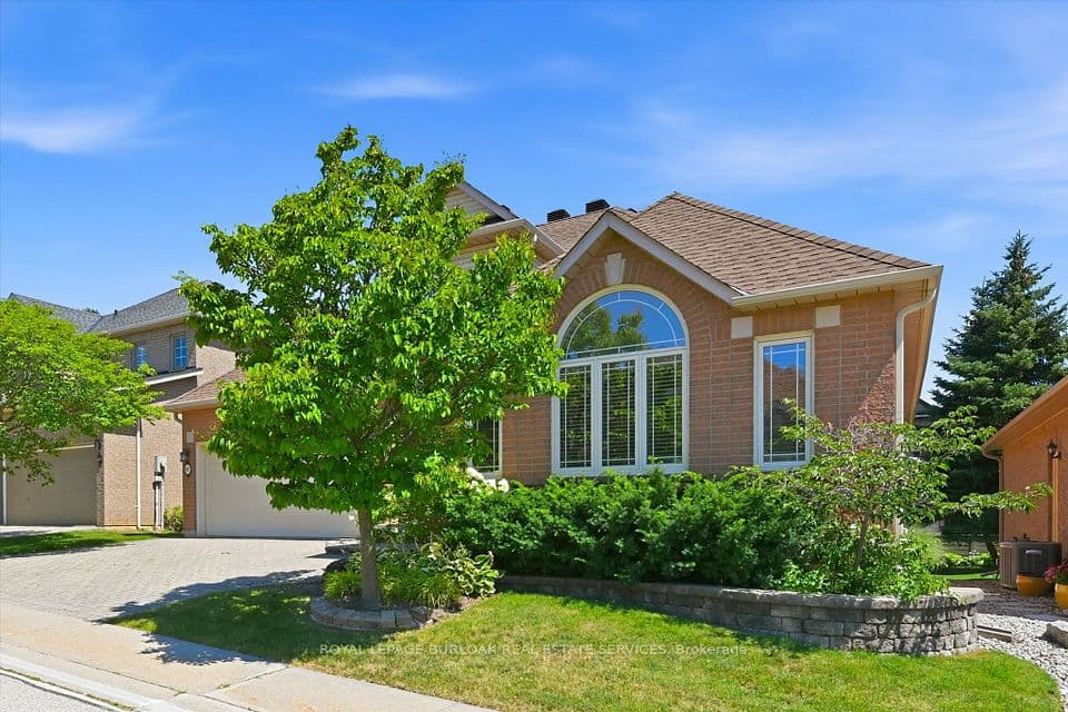 1150 Skyview Drive 47, Burlington, ON L7P 4X5 – photo 2