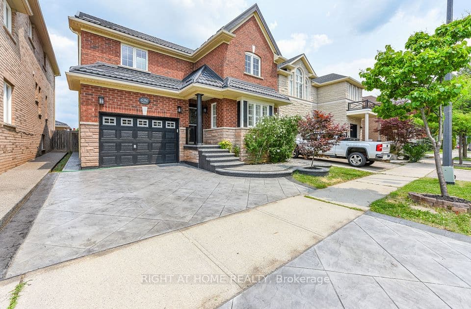 696 Caldwell Crescent, Milton, ON L9T 0H6 – photo 3