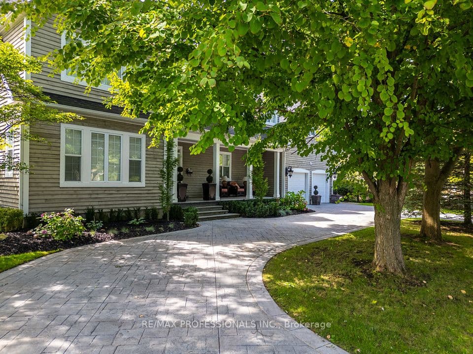 354 Country Club Crescent, Mississauga, ON L5J 2P8 – photo 2