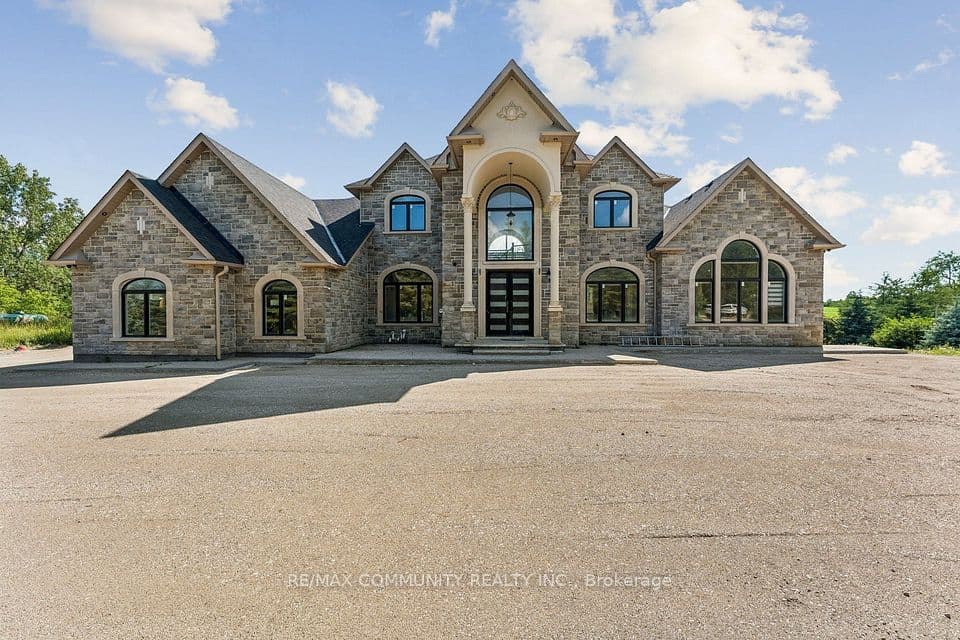 18118 Heart Lake Road, Caledon, ON L7K 2A4 – main photo