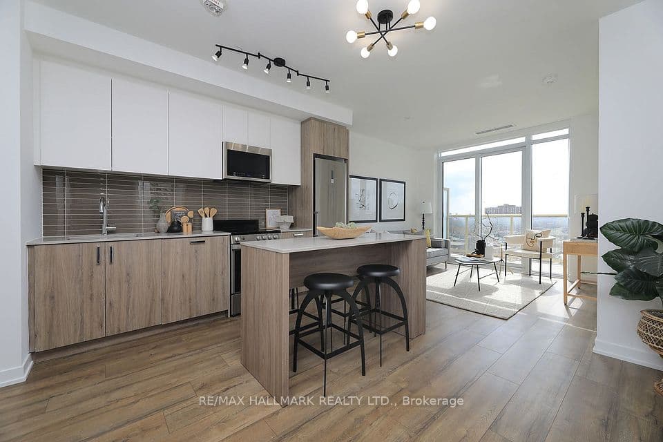 1787 St. Clair Avenue W 1111, Toronto, ON M6N 0B7 – main photo