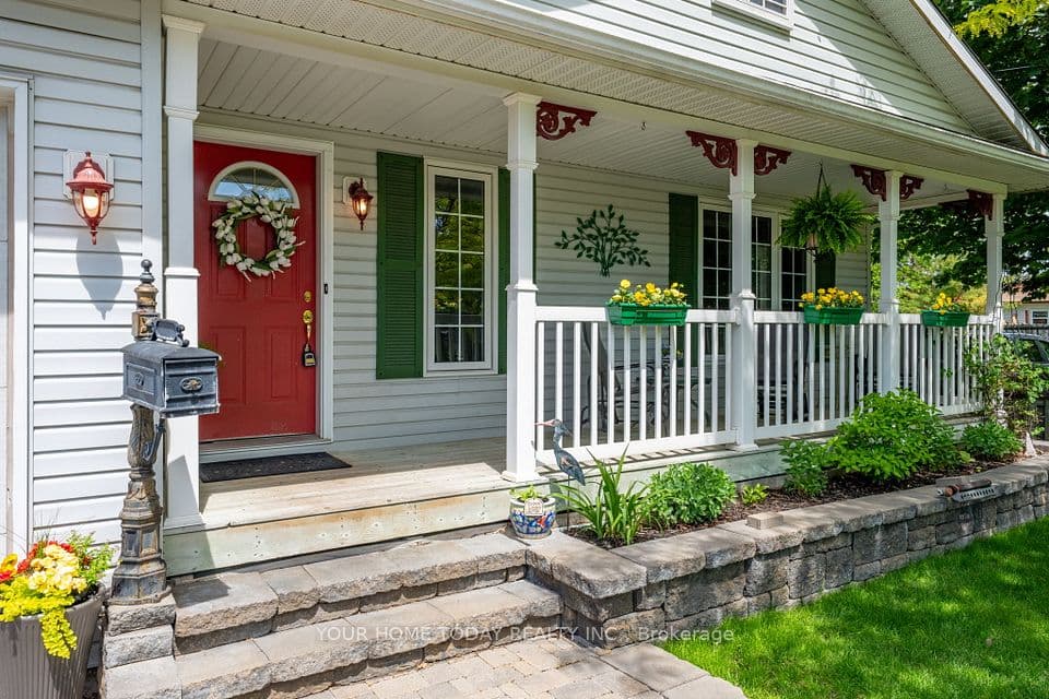 16 Normandy Boulevard, Halton Hills, ON L7G 1W1 – photo 3