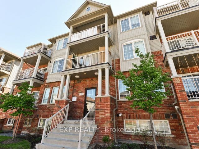 129 Isaac Devins Boulevard 7, Toronto, ON M9M 0C4 – main photo