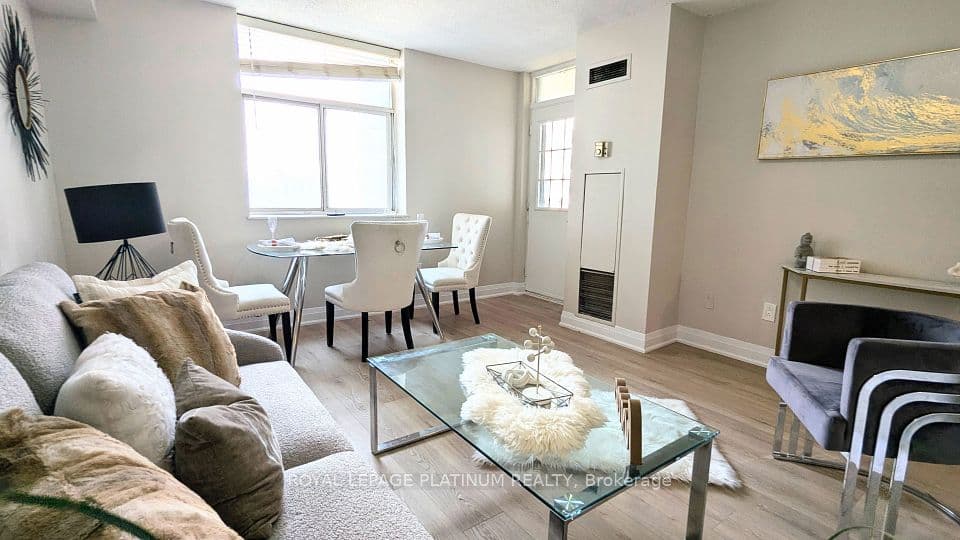 3559 Eglinton Avenue W 704, Toronto, ON M6M 5C6 – photo 2