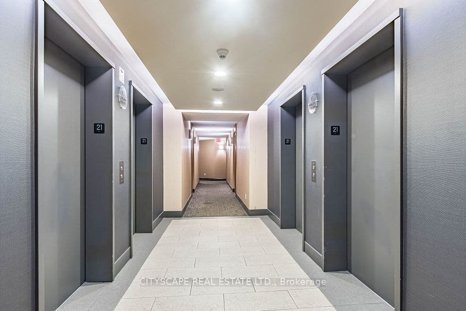 3880 Duke of York Boulevard 2110, Mississauga, ON L5B 4M7 – photo 3