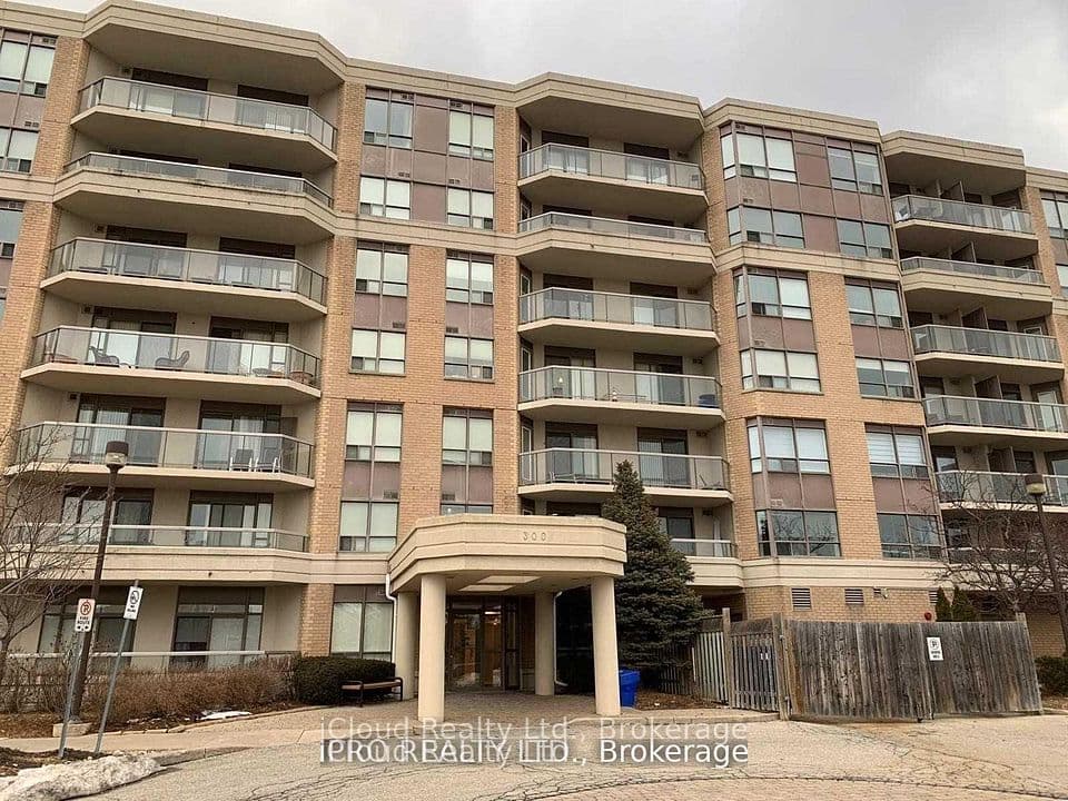 300 Ray Lawson Boulevard 207, Brampton, ON L6Y 5H5 – main photo