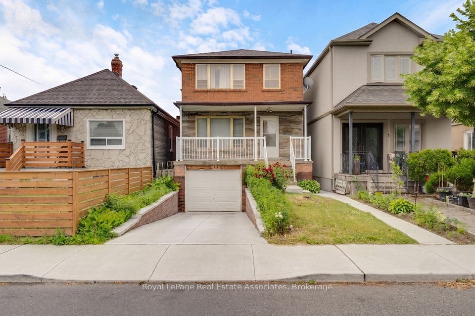 5 Homeview Avenue, Toronto, ON M6N 1S9 – main photo