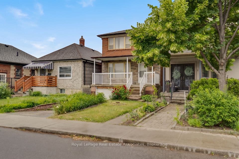 5 Homeview Avenue, Toronto, ON M6N 1S9 – photo 3