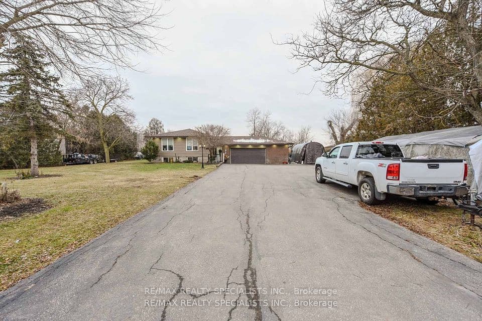 8136 Hornby Road, Halton Hills, ON L0P 1E0 – photo 2