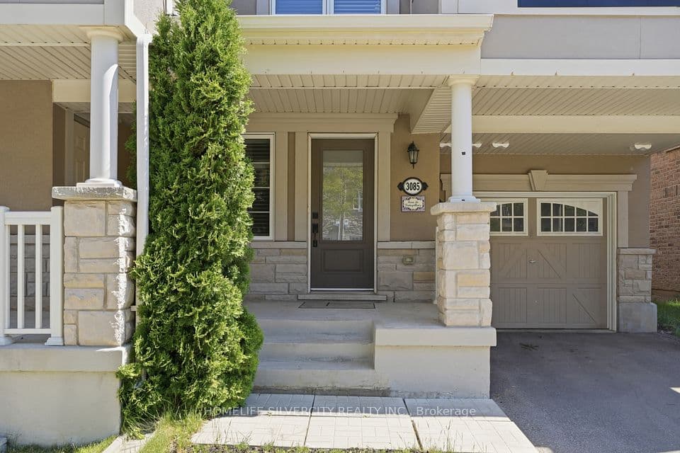 3085 Mistletoe Gardens, Oakville, ON L6M 0Y7 – photo 3