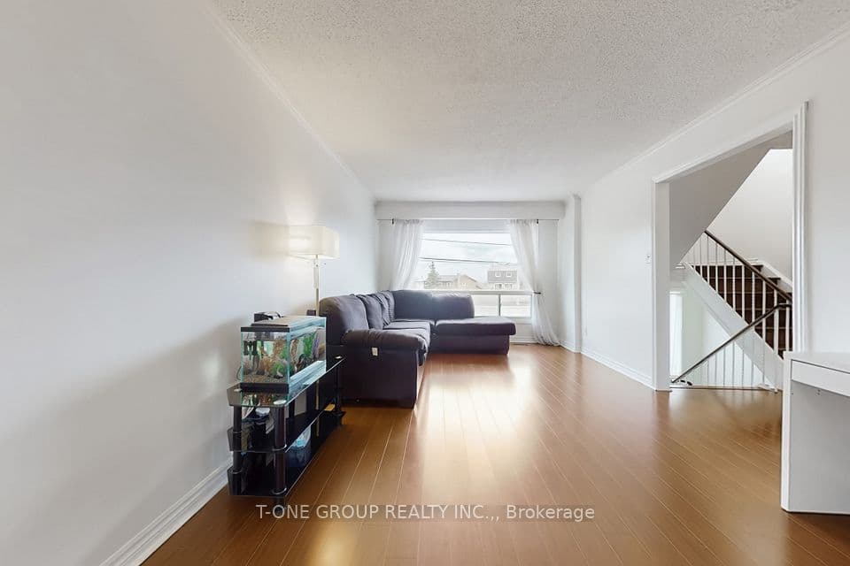 3025 Cedarglen Gate 75, Mississauga, ON L5C 2V7 – photo 3