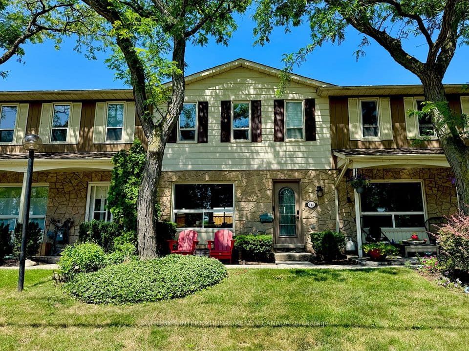 5475 Lakeshore Road 113, Burlington, ON L7L 1E1 – main photo