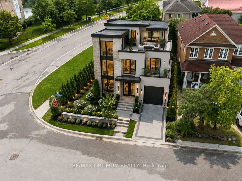 3140 High Springs Crescent, Mississauga, ON L5B 4G4 – main photo