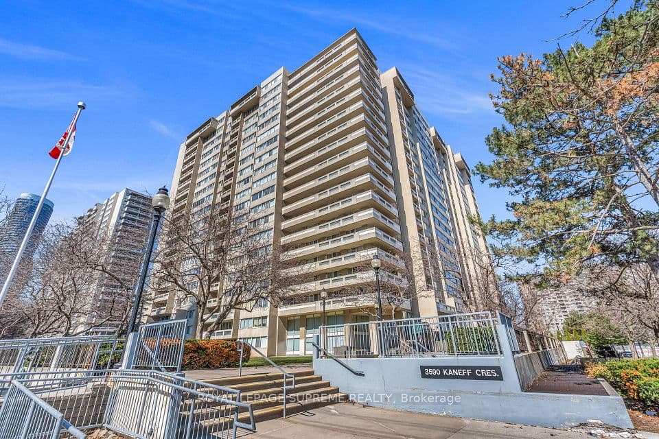 3590 Kaneff Crescent 1907, Mississauga, ON L5A 3X3 – photo 2