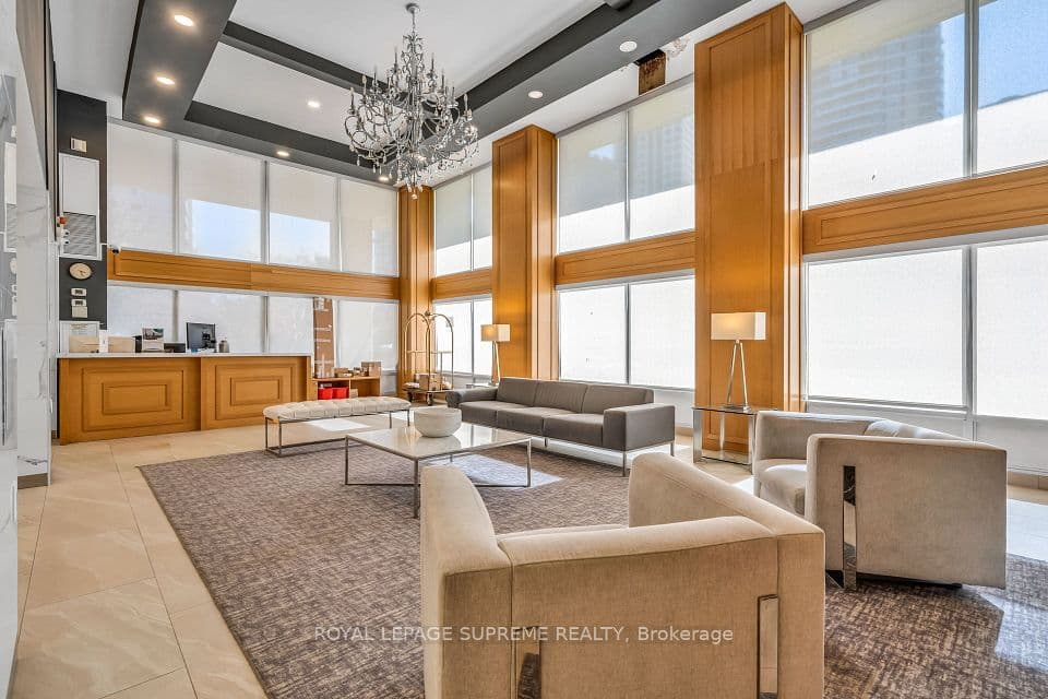 3590 Kaneff Crescent 1907, Mississauga, ON L5A 3X3 – photo 3