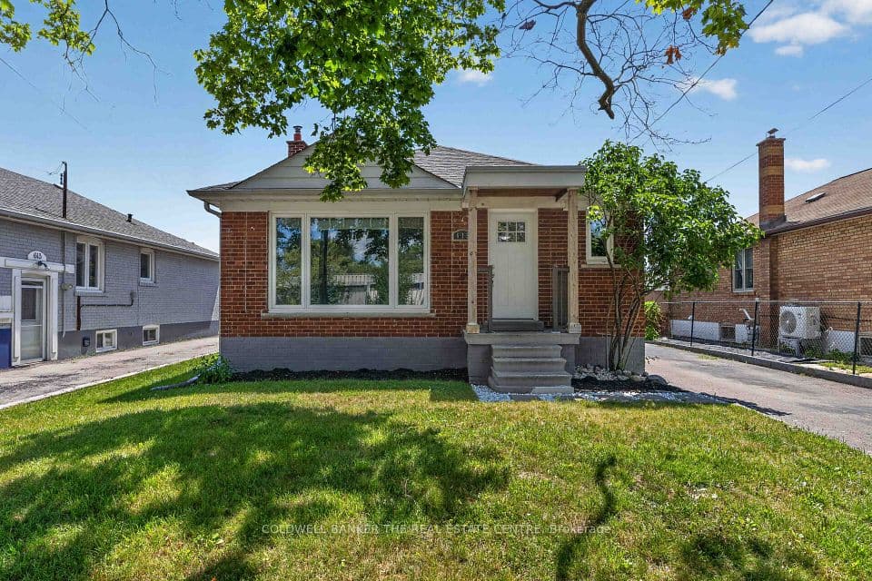 615 Oxford Street, Toronto, ON M8Y 1E7 – photo 2