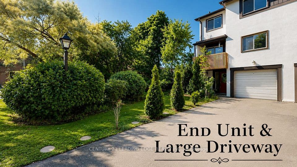 2651 Aquitaine Avenue 64, Mississauga, ON L5N 1V5 – main photo