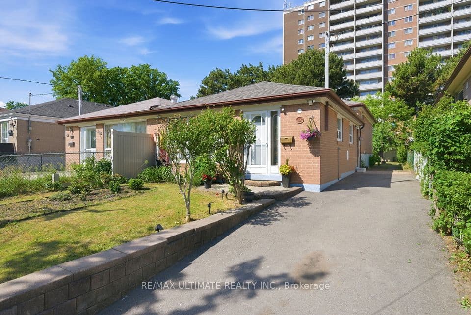 48 Venetian Crescent, Toronto, ON M3N 2L8 – main photo