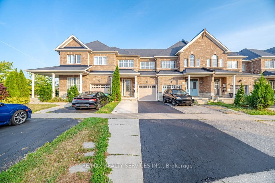 18 Seedland Crescent, Brampton, ON L6R 0Z5 – photo 3