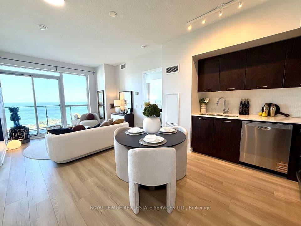 2200 Lake Shore Boulevard W 3310, Toronto, ON M8V 1A4 – photo 3