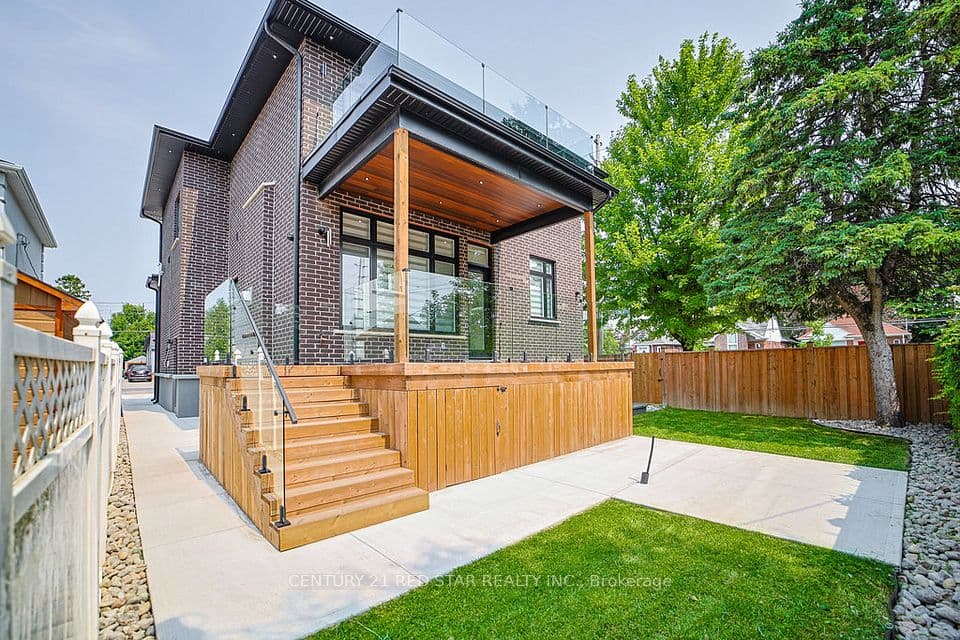 1 Frankwood Road, Toronto, ON M8Z 1Y8 – photo 3