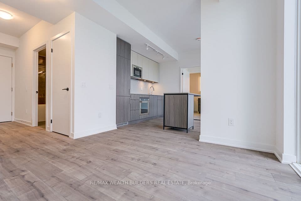 220 Missinnihe Way 714, Mississauga, ON L5H 0A9 – photo 3