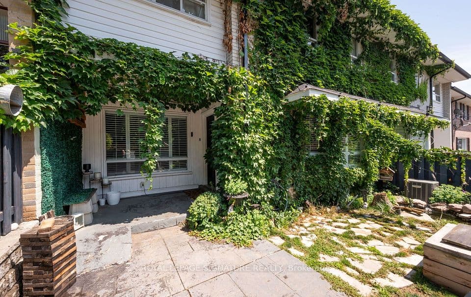 61 Ardglen Drive 9, Brampton, ON L6W 1V1 – photo 3
