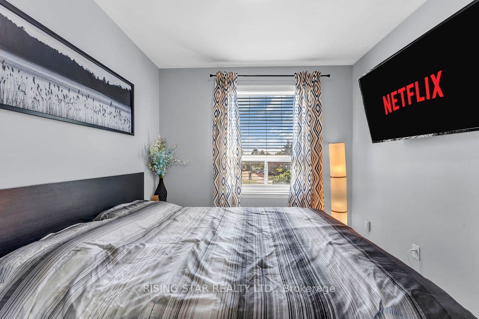 7440 GOREWAY Drive 2, Mississauga, ON L4T 2V2 – photo 3
